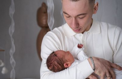 Как организовать съёмку выписки из роддома